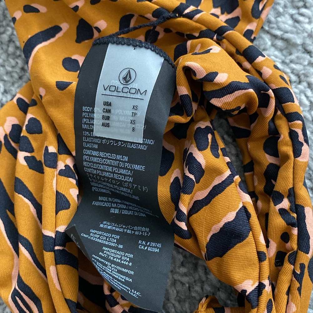 Volcom Bikini Set - Picture 5 of 6
